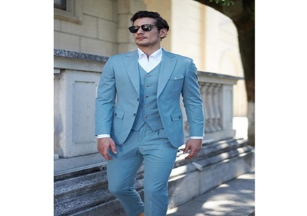 Modern Appeal of the Leisure Suit: Where Comfort Meets Professionalism